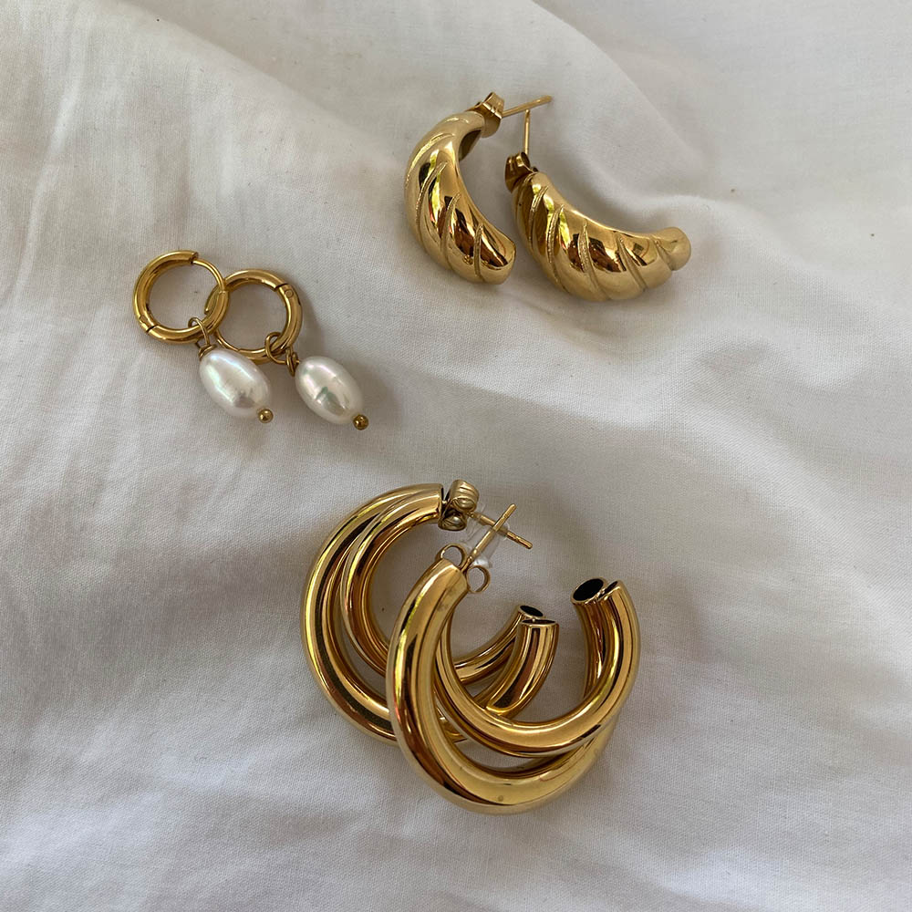 Shell Earring