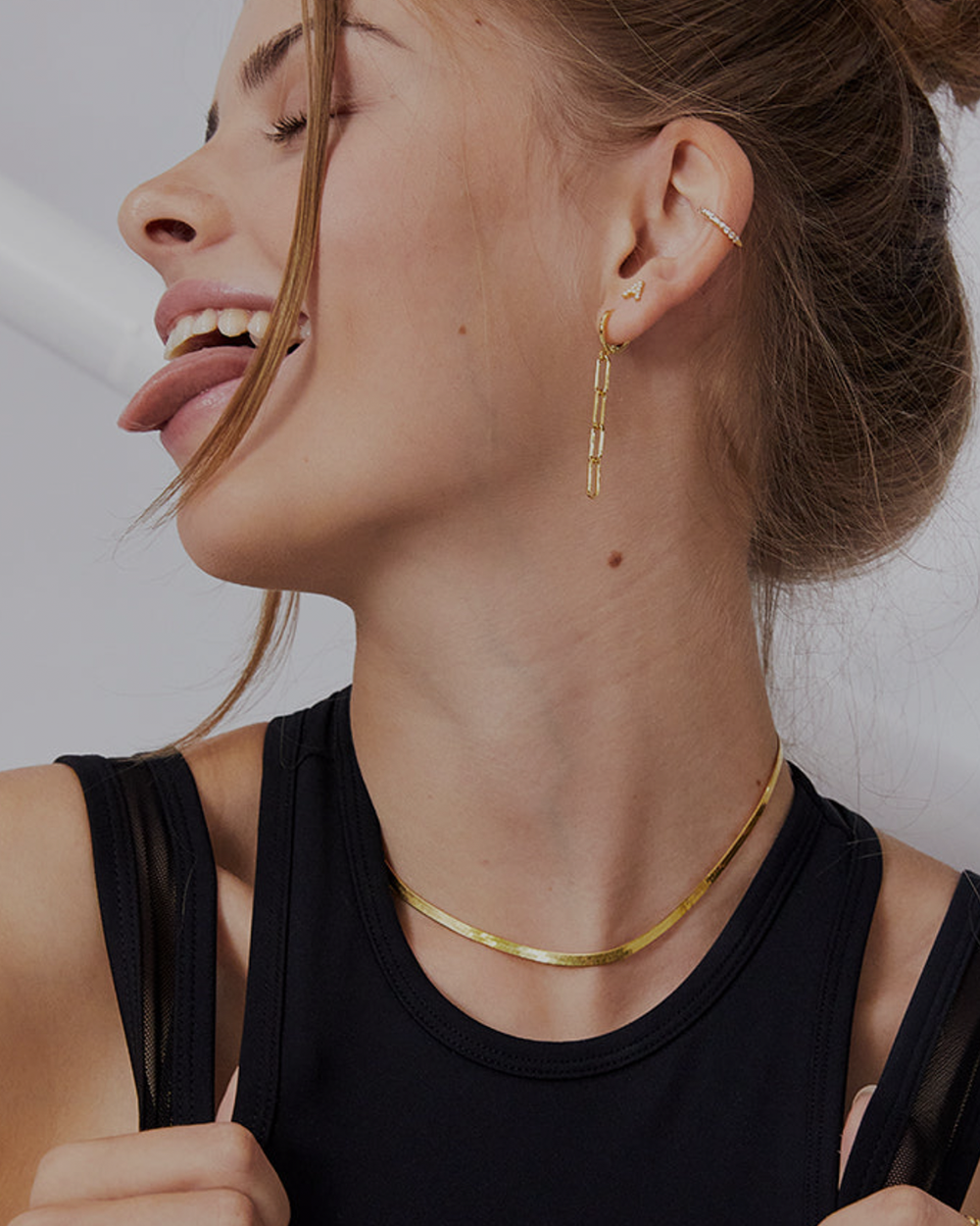 SLEEK CHAIN INITIAL